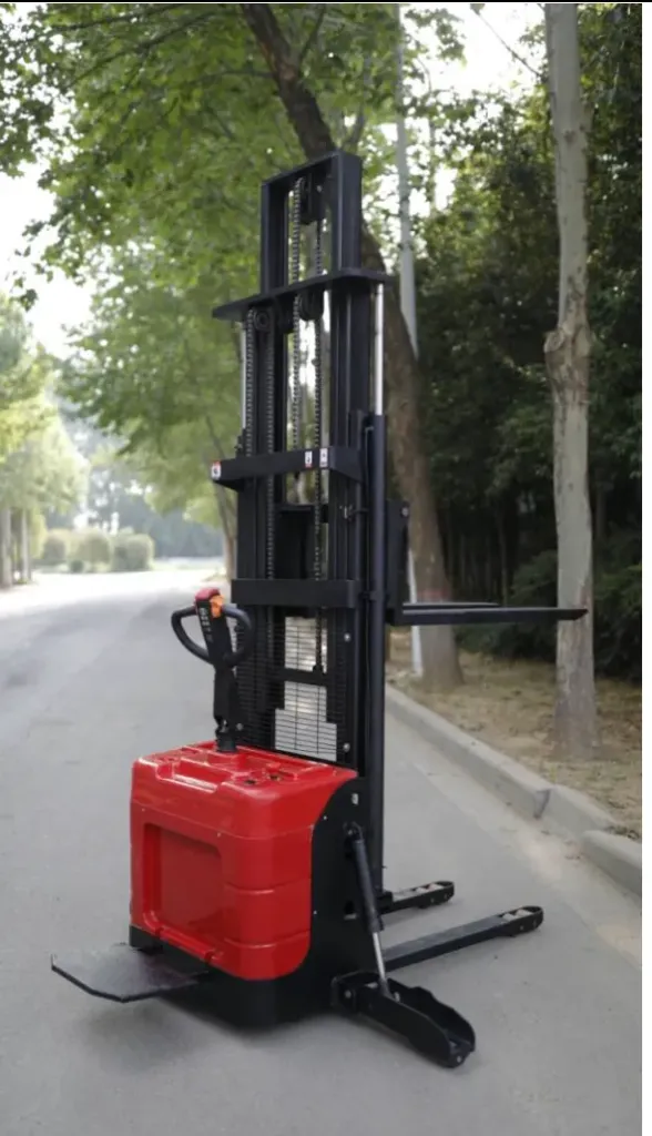 Elevador pallet eléctrico CDD20B (h= 5m)